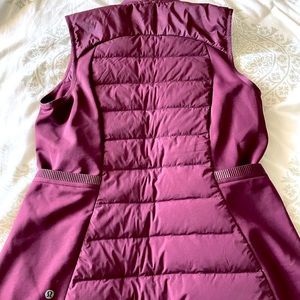 Lululemon down for it all vest size 8.